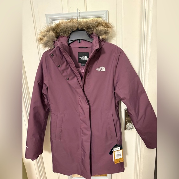 The North Face midnight mauve Arctic Parka - Picture 11 of 16